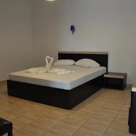 Hotel Edmond 3*